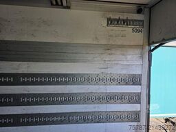 SCHMITZ CARGOBULL Carrier 1950 MT,2 Kammern mit Tor,Ladebordw.3 To