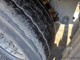 SCHMITZ CARGOBULL Carrier 1950 MT,2 Kammern mit Tor,Ladebordw.3 To