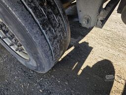 SCHMITZ CARGOBULL Carrier 1950 MT,2 Kammern mit Tor,Ladebordw.3 To