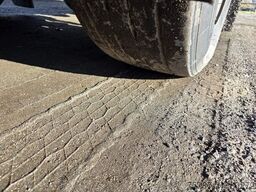 SCHMITZ CARGOBULL Carrier 1950 MT,2 Kammern mit Tor,Ladebordw.3 To