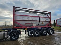 SCHMITZ CARGOBULL Tankchassis mit Tankcontainer, 424.676 KM