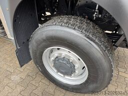 MAN TGS 28.400 6x4-4 Kipper Kran Palfinger PK9002