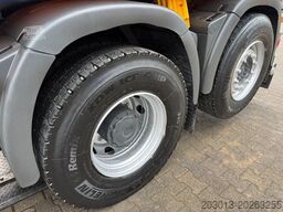 MAN TGS 28.400 6x4-4 Kipper Kran Palfinger PK9002