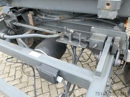 HÜFFERMANN HMA 18.24 LS Vario-Carrier, 2x Absetzcontainer