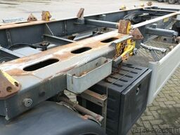 HÜFFERMANN HMA 18.24 LS Vario-Carrier, 2x Absetzcontainer
