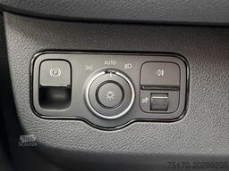 MERCEDES-BENZ Sprinter 319 CDI 4325 DISTRONIC Klima AHK