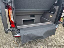 MERCEDES-BENZ Sprinter 519 4x4 22 Sitzer Klima AHK VIP