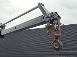 Volvo FH 540 8x2 / 85 t/m CRANE / JIB / WINCH / KRAN