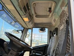 Iveco EUROCARGO 180E28