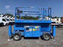 Genie GS-2669 RT - 10 m, 4x4, diesel