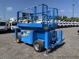 Genie GS-2669 RT - 10 m, 4x4, diesel