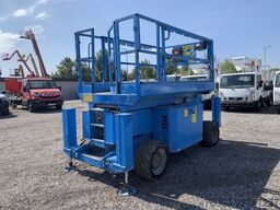 Genie GS-2669 RT - 10 m, 4x4, diesel