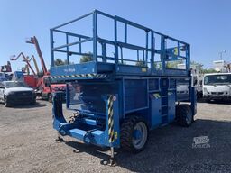 Genie GS4390 - 15,11m, diesel, 4x4