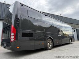 Volvo 9900. Motorhome!