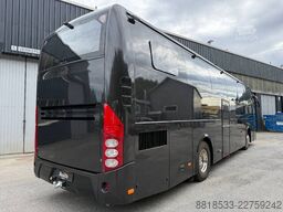 Volvo 9900. Motorhome!