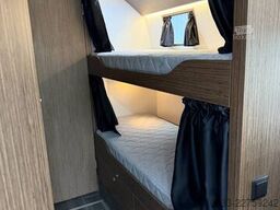 Volvo 9900. Motorhome!