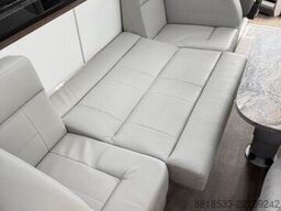 Volvo 9900. Motorhome!