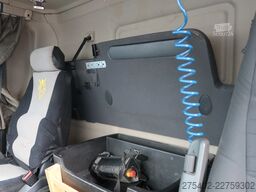 Scania G480 6X4LB/ HIAB 244 5 24T/ 3 PEDAL/ RETARDER/