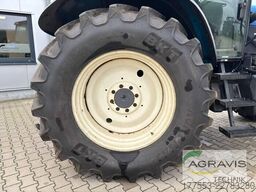 New Holland TM 150