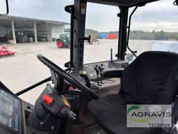 New Holland TM 150