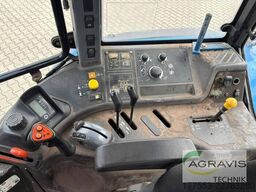 New Holland TM 150