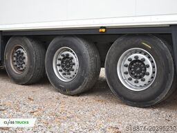 SCHMITZ CARGOBULL SKO FP 60 ThermoKing SLXi 300