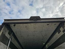 SCHMITZ CARGOBULL Tiefkühler City, 2. Achse drehbar, Carrier 1550