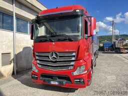 Mercedes-Benz Actros 2551