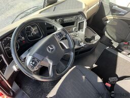 Mercedes-Benz Actros 2551