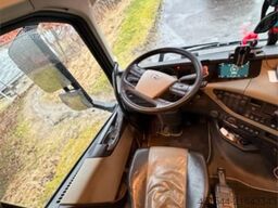 Volvo FH 6x2 tractor unit with ADR approval