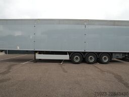 Kraker 3 AXLE WALKING FLOOR 90m3
