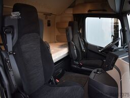 MERCEDES-BENZ Actros 1845 LS Retarder ADR Standklima