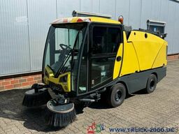 Johnston Bucher Johnston Sweeper CX202 mit EURO 6 Klima