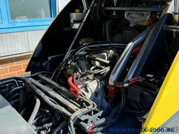 Johnston Bucher Johnston Sweeper CX202 mit EURO 6 Klima