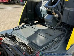 Johnston Bucher Johnston Sweeper CX202 mit EURO 6 Klima