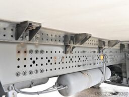 Mercedes-Benz Actros 1842 4x2 Retarder LBW AHK