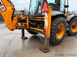 JCB 4 CX  TILT