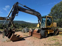Volvo EW160B Wheel excavator w/ tilt and bucket