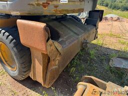 Volvo EW160B Wheel excavator w/ tilt and bucket
