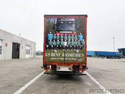 Kel-Berg Curtainsider / Planenauflieger / Gardin