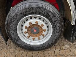 Kel-Berg Curtainsider / Planenauflieger / Gardin