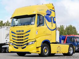 Standardni vlačilec IVECO 570 S-Way Retarder 2-Tanks Euro6