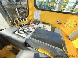 Combilift C5000XL GAS TRIPLEX 6000 EXTENDABLE FORK