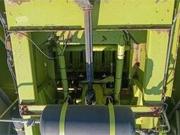CLAAS Quadrant 2200