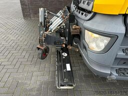 Mercedes-Benz Arocs 1824 4X2 BEAM A9000 SWEEPING TRUCK/ KEHRM...