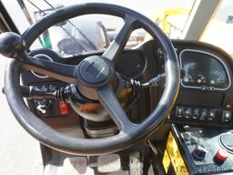 JCB 526-56 AGRI Plus / 5.6 m / joystick