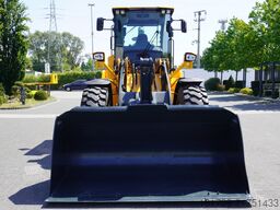 Hyundai HL940A articulated loader / year 2021 /