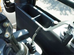 Hyundai HL940A articulated loader / year 2021 /