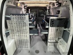 VOLKSWAGEN CADDY MAXI REGALS. TEMP. 4MOTION DACHTRÄ. KLIMA