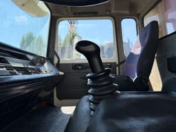 RENAULT DG330-34 6X4 Tipper Spring/Spring Manual Gearbox